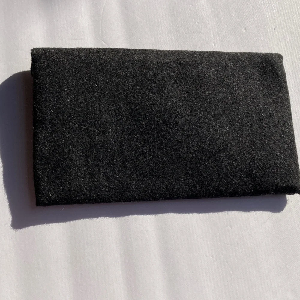 VINEYARD VINES Wool Charcoal Clutch Magnetic Closure Bag 6 x 10 inches NEW